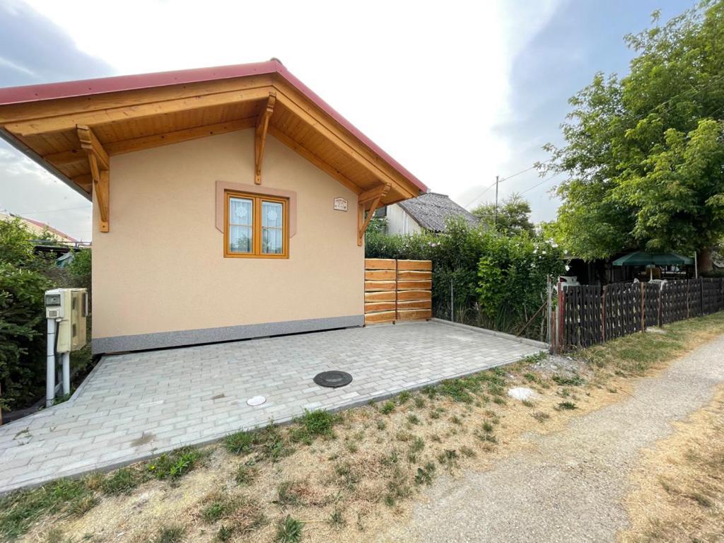 Ibolya Apartman Csisztapuszta Exterior foto